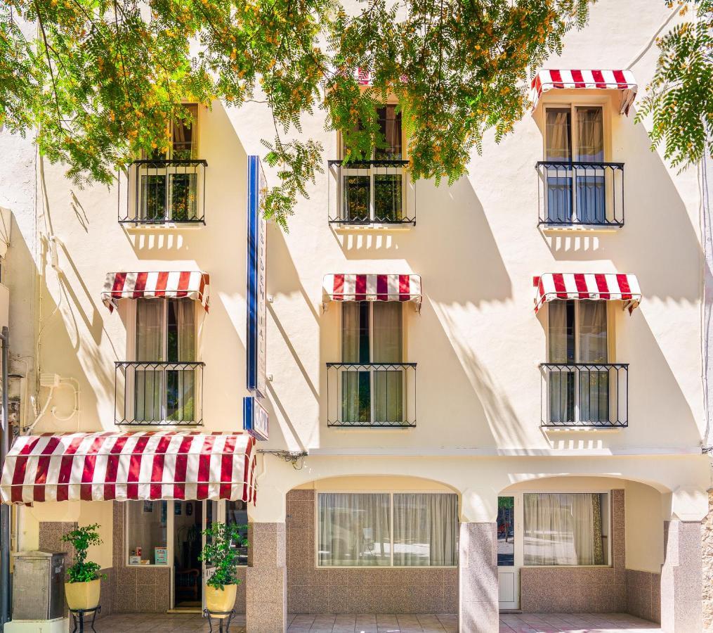 Residencial Capri By Umbral Hotel อัลบูเฟรา ภายนอก รูปภาพ